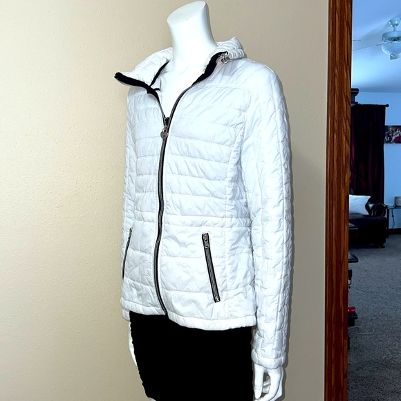 Guess women jacket/coat size M - Picture 4 of 7